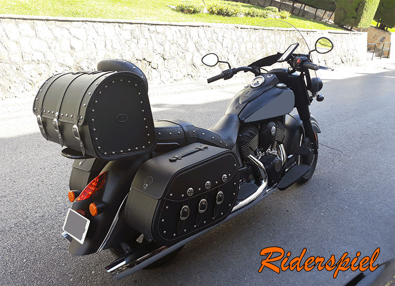 Alforjas moto custom de cuero con tapa gris yamaha de segunda mano