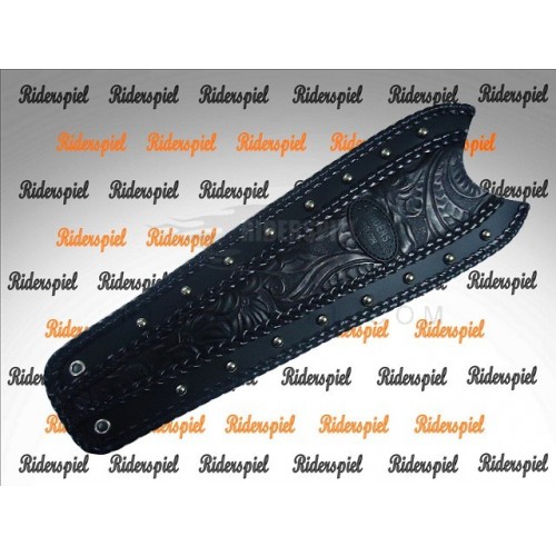 CORBATA REPUJADA TACHUELADA